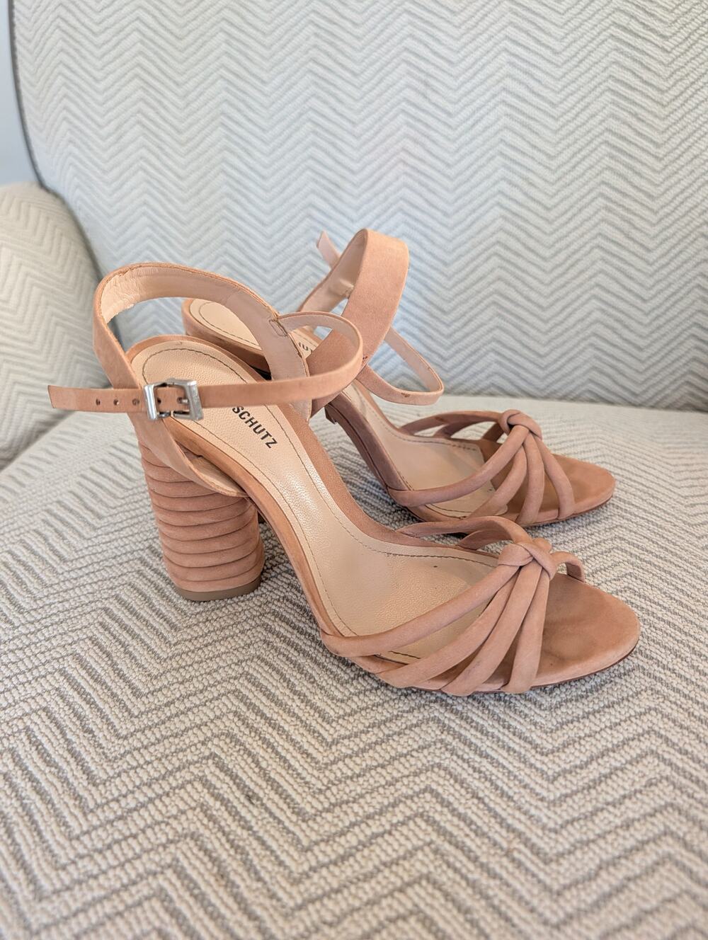 Schutz Paolla Tubular Heel Sandals Sz 5.5